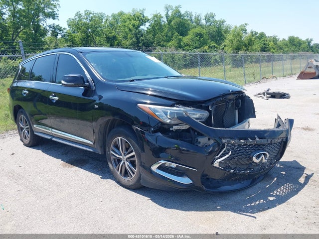 Salvage INFINITI Qx Image