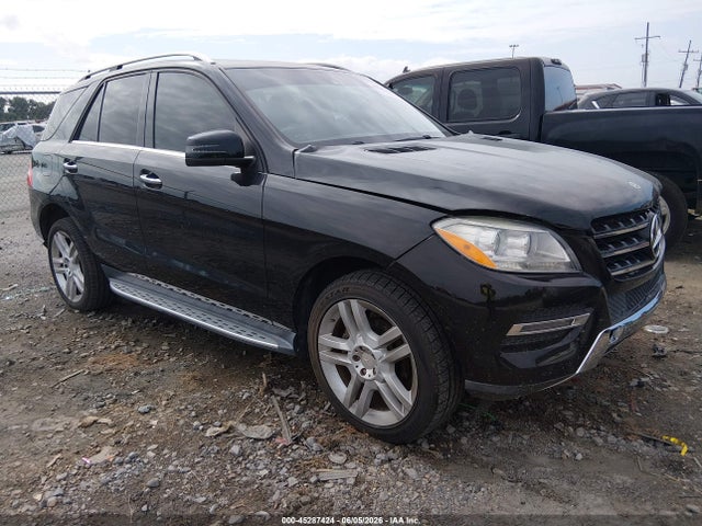 Salvage Mercedes-Benz M-Class Image