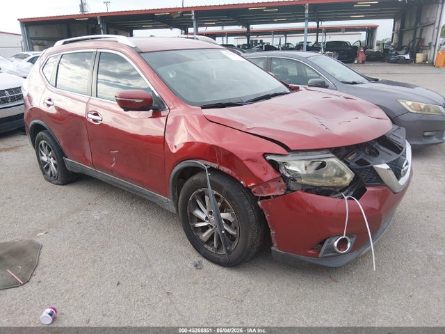 Salvage Nissan Rogue Image