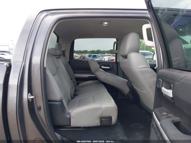 Toyota Tundra Sr5