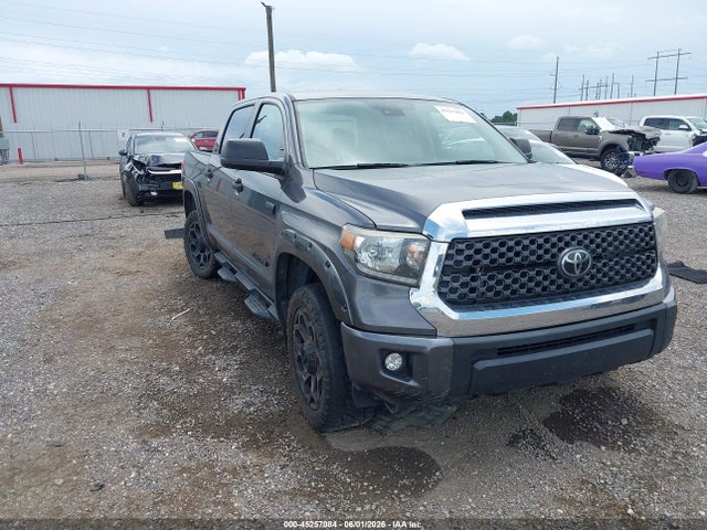 Salvage Toyota Tundra Image