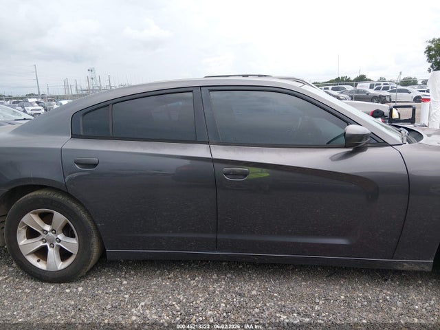 Dodge Charger Se