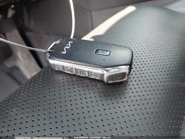 Kia K5 Ex