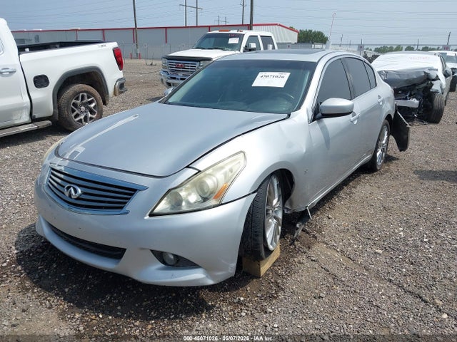 INFINITI G37 Journey
