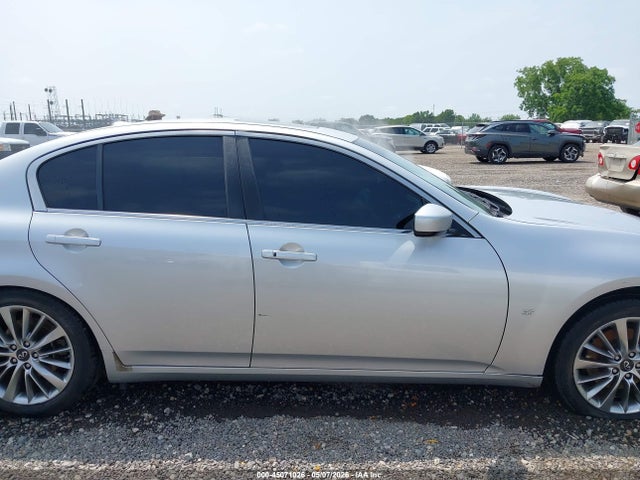 INFINITI G37 Journey