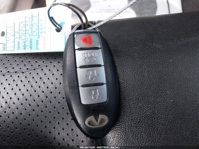 INFINITI G37 Journey