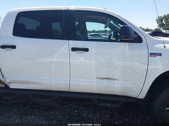 Toyota Tundra Grade 5.7l V8