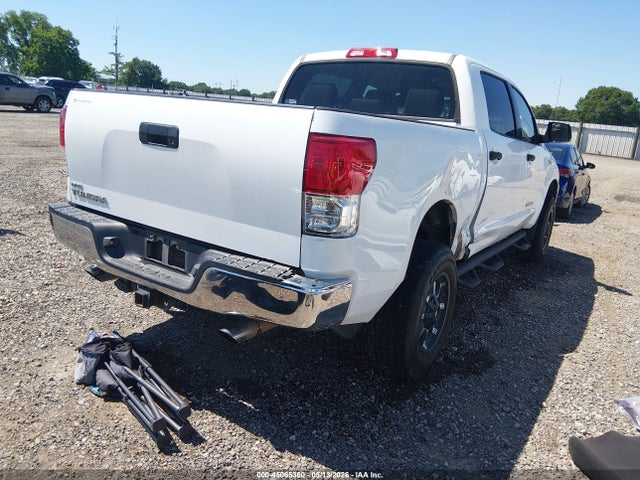 Toyota Tundra Grade 5.7l V8