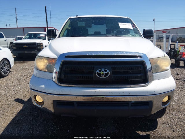 Toyota Tundra Grade 5.7l V8