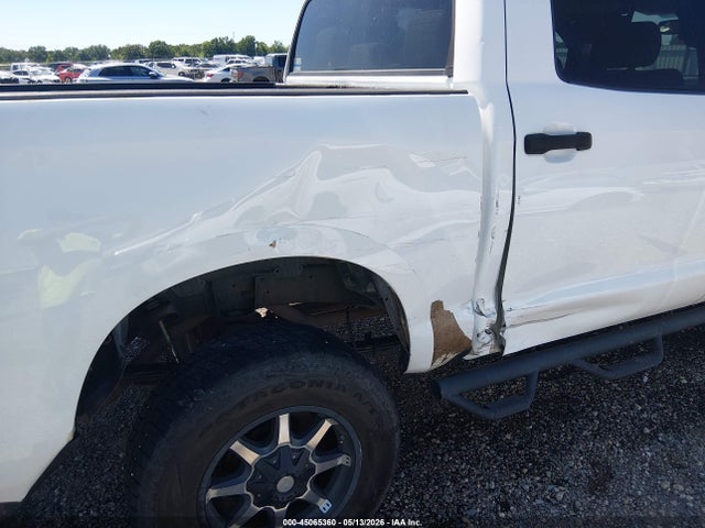 Toyota Tundra Grade 5.7l V8