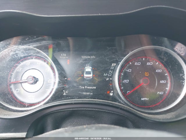 Dodge Charger Se