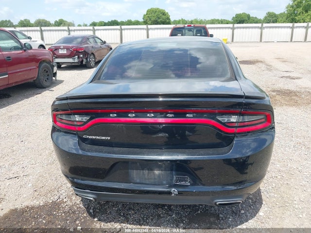 Dodge Charger Se