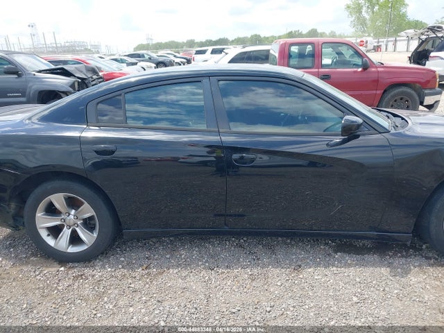 Dodge Charger Se