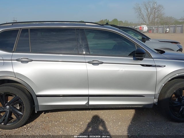 Volkswagen Tiguan 2.0t Se R-line Black