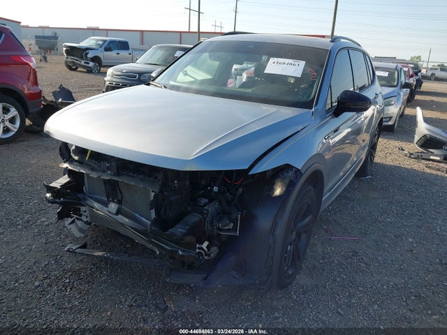 Volkswagen Tiguan 2.0t Se R-line Black
