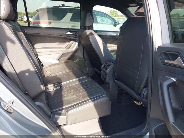 Volkswagen Tiguan 2.0t Se R-line Black