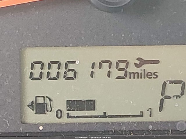 Mitsubishi Mirage Es