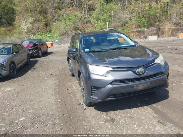 Salvage Toyota RAV4 Image