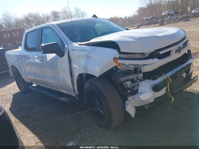 Salvage Chevrolet Silverado 1500 Image