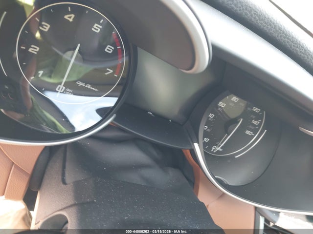 Alfa Romeo Giulia Awd