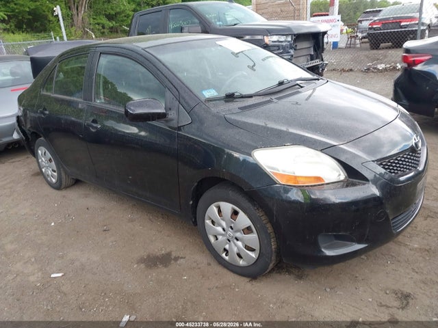 Salvage Toyota Yaris Image