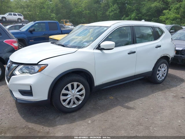 Nissan Rogue S