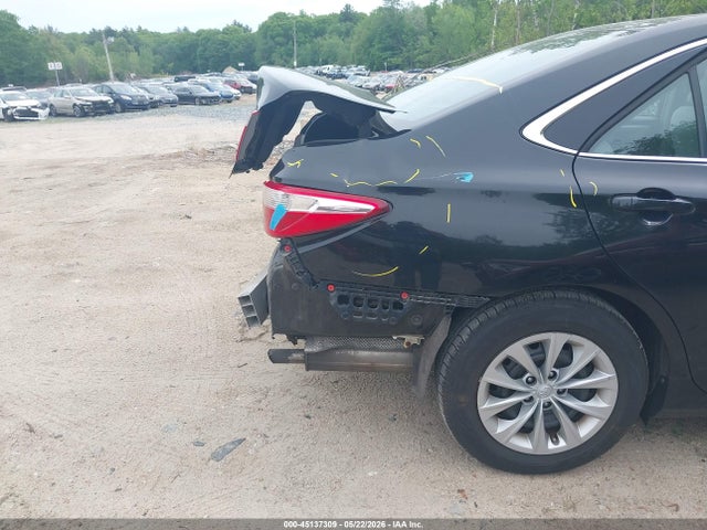 Toyota Camry Le