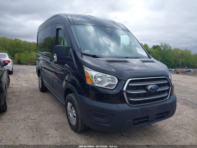 Salvage Ford Transit Image