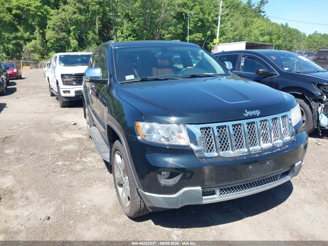 Salvage Jeep Grand Cherokee Image