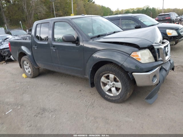 Salvage Nissan Frontier Image