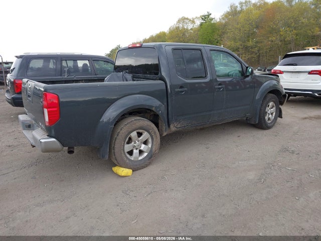 Nissan Frontier Sv