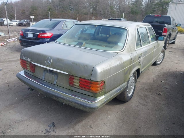 Mercedes-Benz 560 Sel