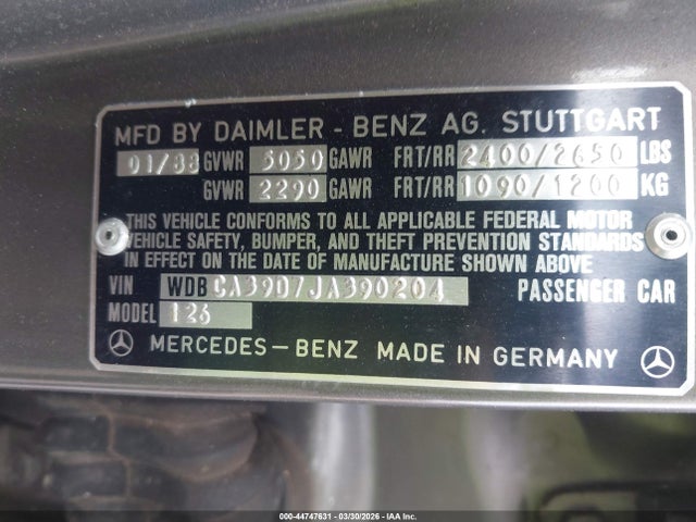 Mercedes-Benz 560 Sel