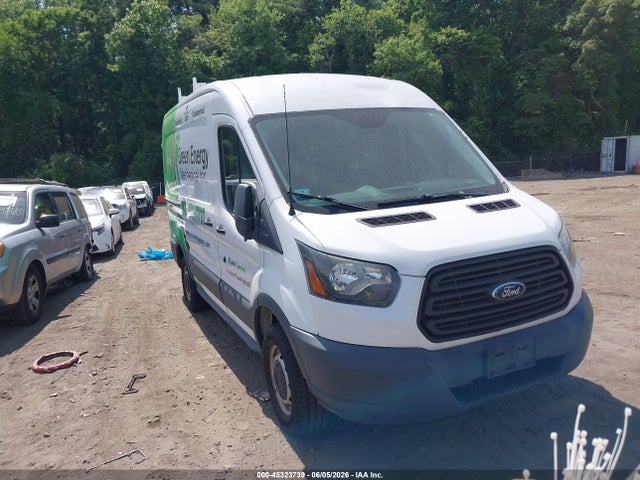Salvage Ford Transit Image