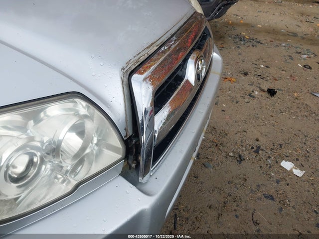 Toyota 4Runner Sr5 V6