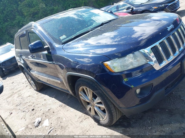 Salvage Jeep Grand Cherokee Image