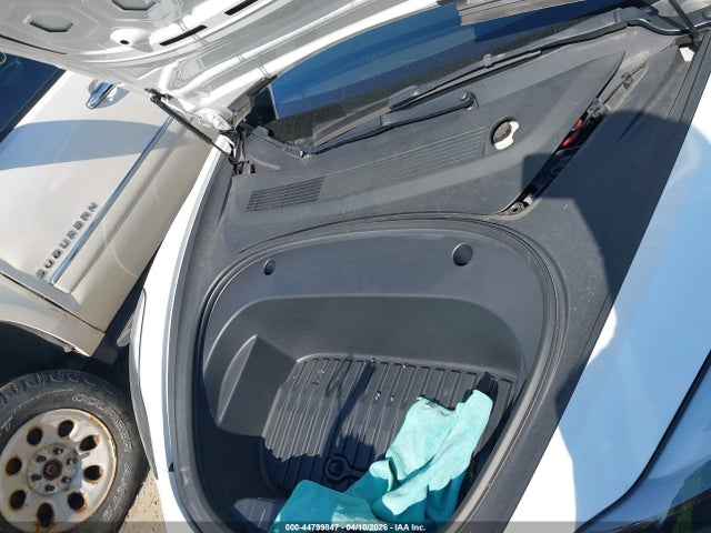 Tesla Model 3 Rear-wheel Drive