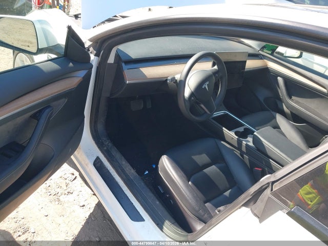 Tesla Model 3 Rear-wheel Drive