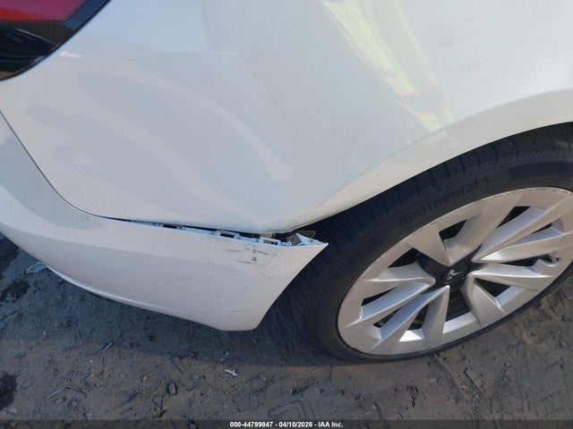 Tesla Model 3 Rear-wheel Drive