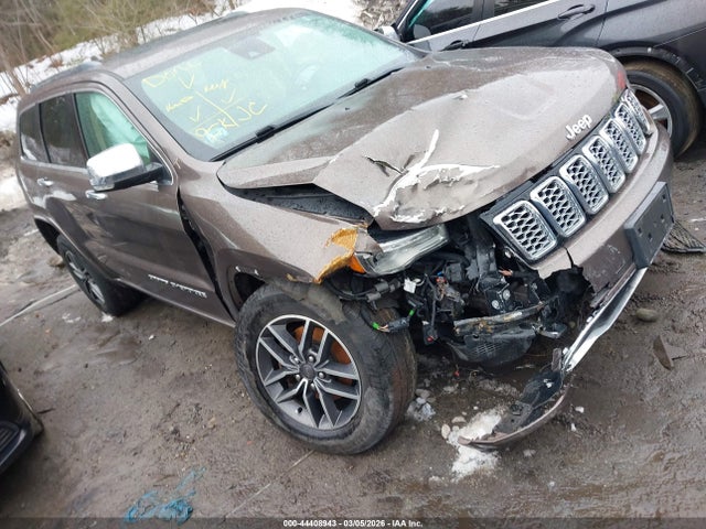 Salvage Jeep Grand Cherokee Image