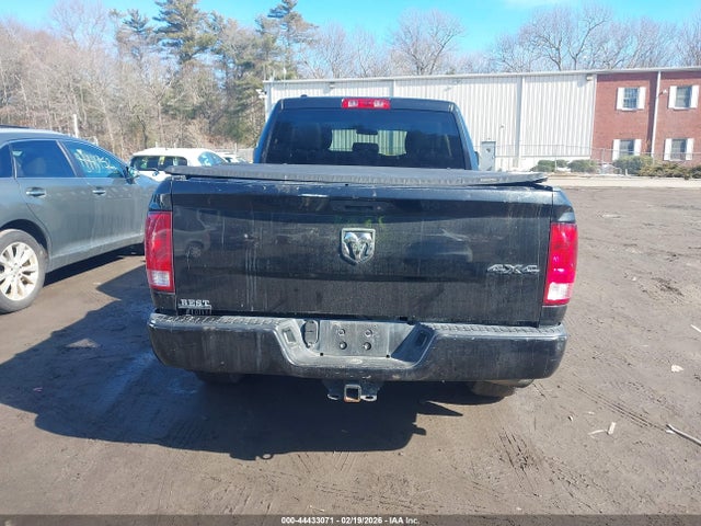 Ram 1500 Express  4x4 6'4 Box