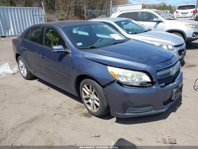 Salvage Chevrolet Malibu Image