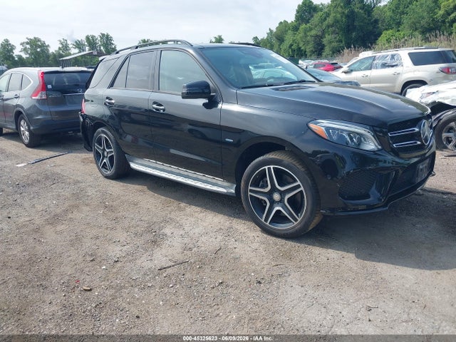 Salvage Mercedes-Benz GLE Image