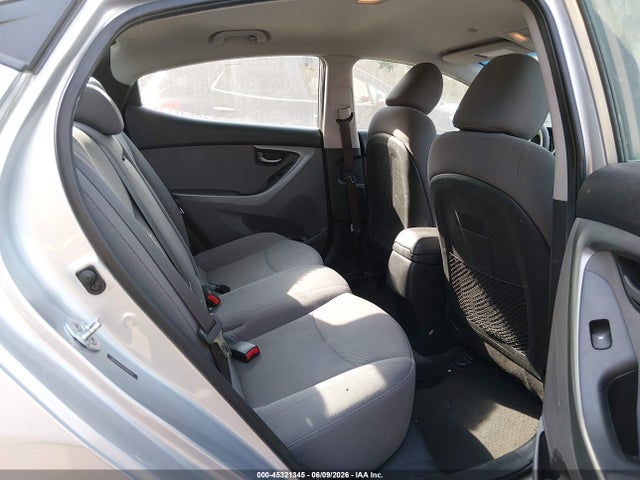 Hyundai ELANTRA Se