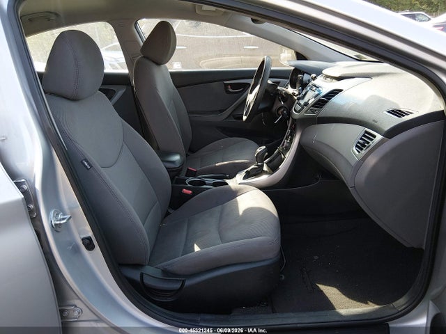 Hyundai ELANTRA Se