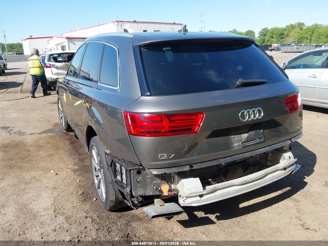 Audi Q7 2.0t Premium
