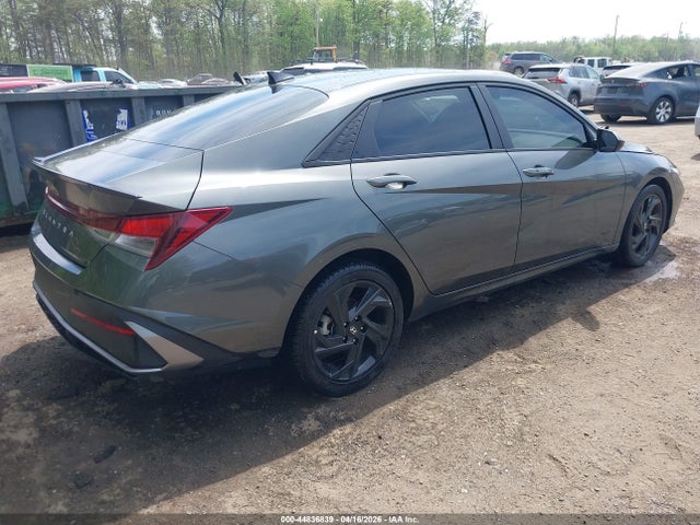 Hyundai ELANTRA Sel Sport