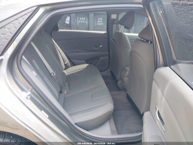 Hyundai ELANTRA Sel Sport