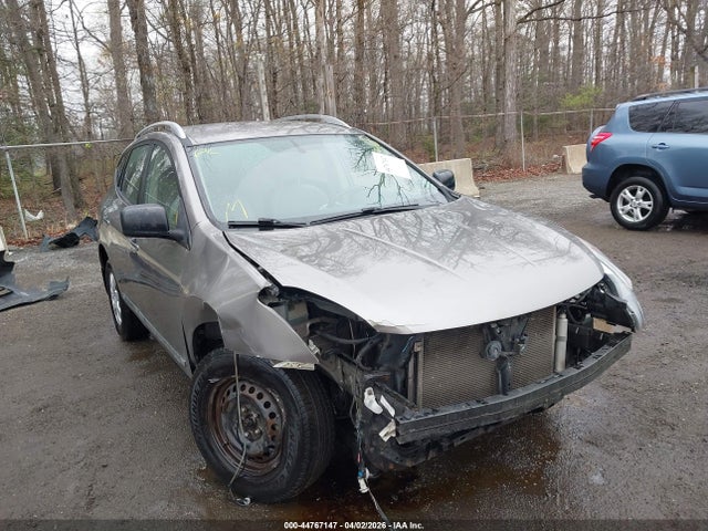 Salvage Nissan Rogue Image