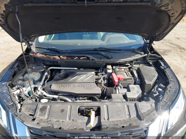 Nissan Rogue S Intelligent Awd